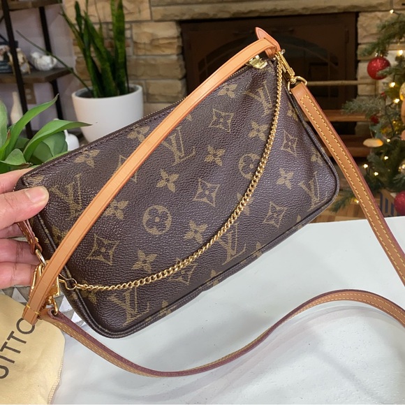 Louis Vuitton Handbags - ❤️authentic Louis Vuitton